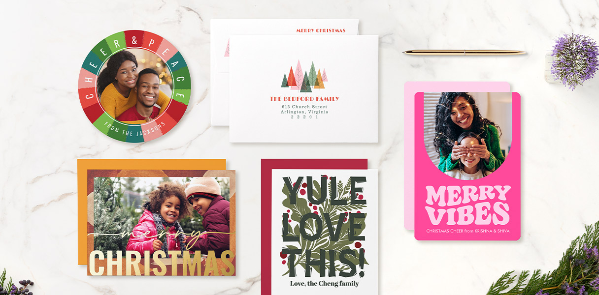 Save 40% on Holiday Cards