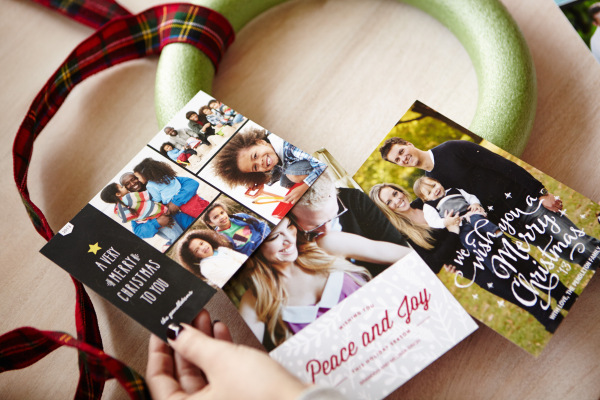 DIY Holiday Card Wreath #zazzle #DIY