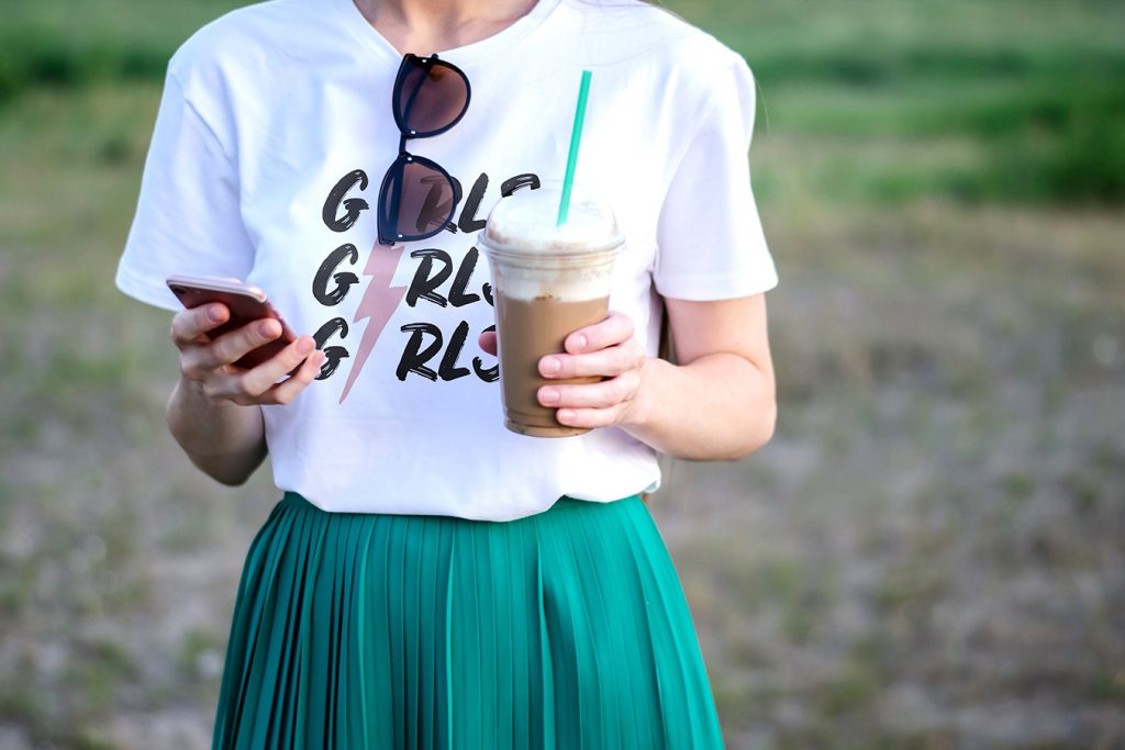 How to style your graphic tee