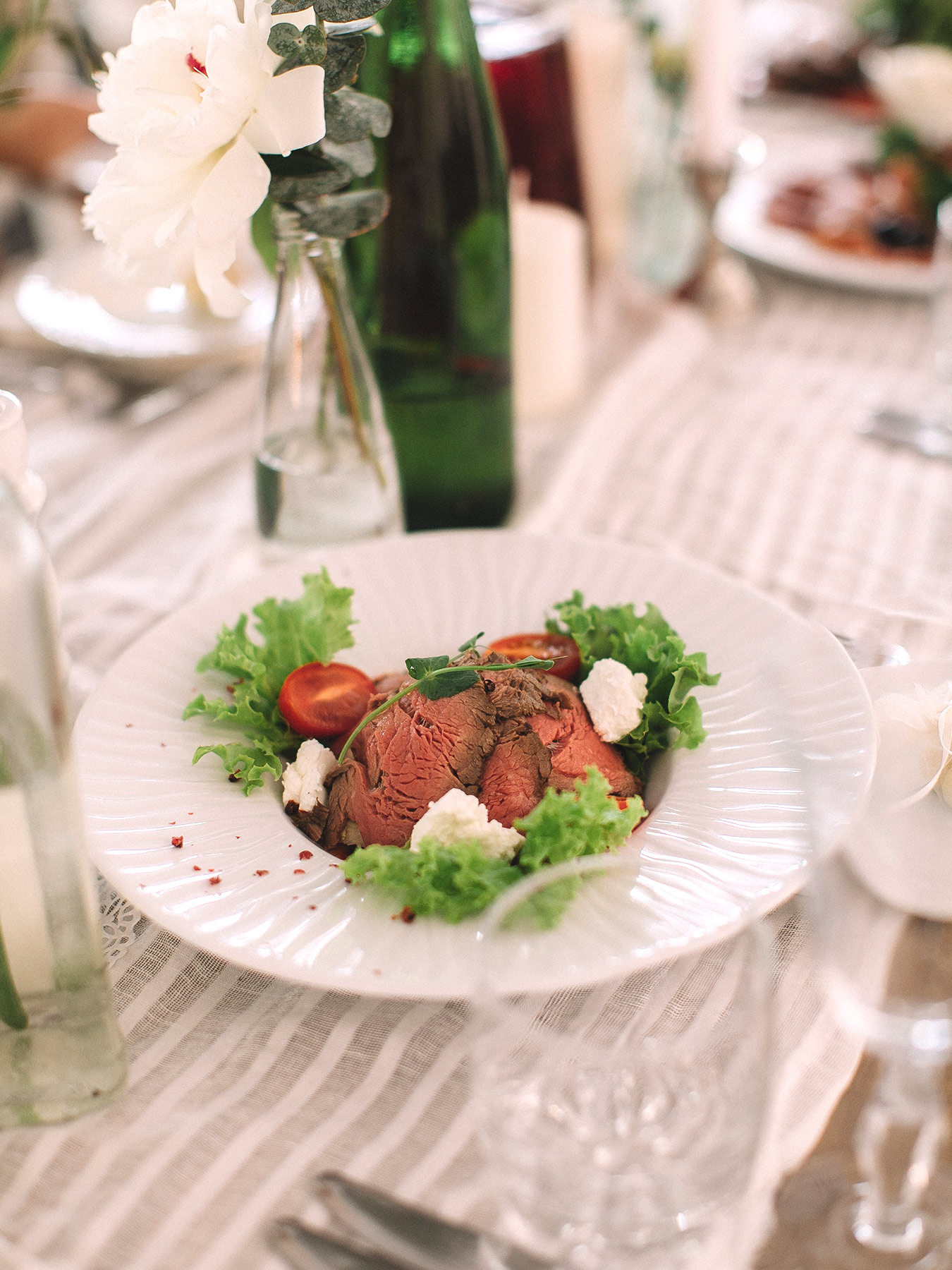 What to Consider When Planning Your Wedding Menu | Zazzle Ideas