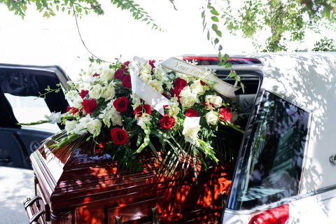 Funeral Etiquette Rules You Should Follow