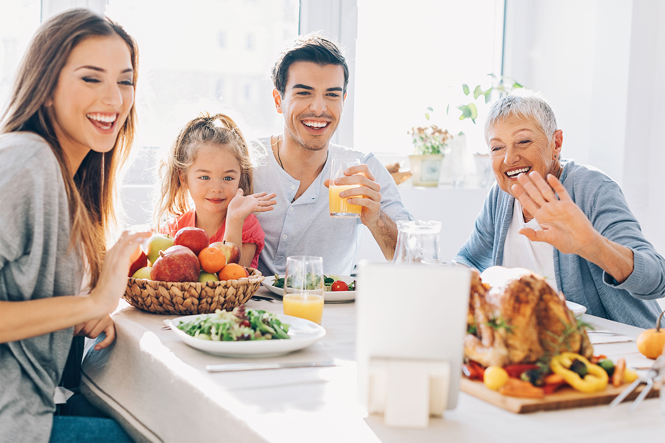 How to Celebrate Thanksgiving During COVID-19