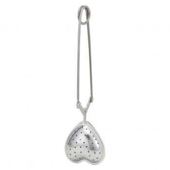 Photo: englishteastore.com Snap Heart Tea Infuser