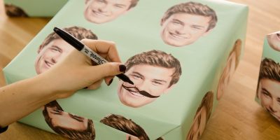 DIY: Custom Wrapping Paper DIY: Holiday Series – Custom Wrapping Paper