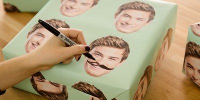 DIY: Holiday Series – Custom Wrapping Paper